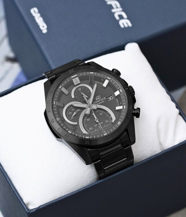 Đồng hồ Casio EFR-571MDC-1AVUDF Nam máy Pin (Quartz) Dây Inox (Thép Không Gỉ) mặt Tròn chính hãng