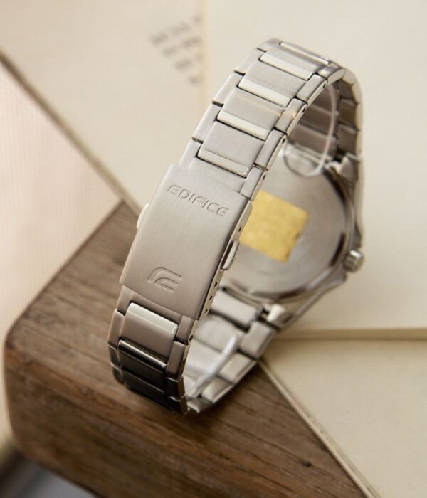 Đồng hồ Casio EFR-S108D-1AVUDF Nam máy Pin (Quartz) Dây Inox (Thép Không Gỉ) mặt Tròn chính hãng