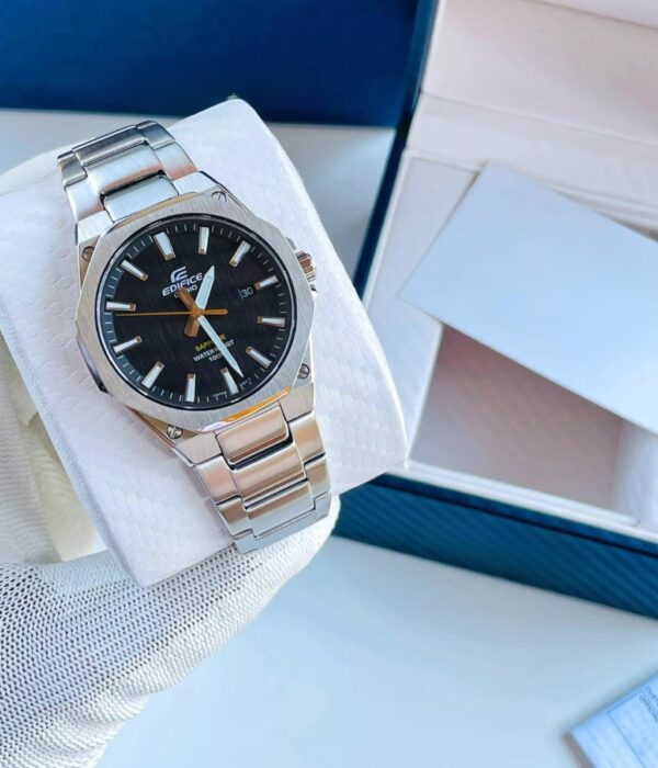 Đồng hồ Casio EFR-S108D-1AVUDF Nam máy Pin (Quartz) Dây Inox (Thép Không Gỉ) mặt Tròn chính hãng