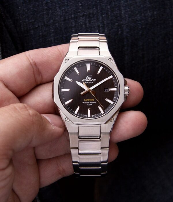Đồng hồ Casio EFR-S108D-1AVUDF Nam máy Pin (Quartz) Dây Inox (Thép Không Gỉ) mặt Tròn chính hãng