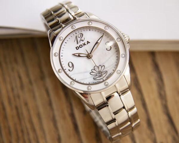 Ngọc Trai Trong Đồng Hồ: Vật Liệu Cao Cấp Gợi Mở Vẻ Đẹp Thanh Lịch & Sang Trọng 4