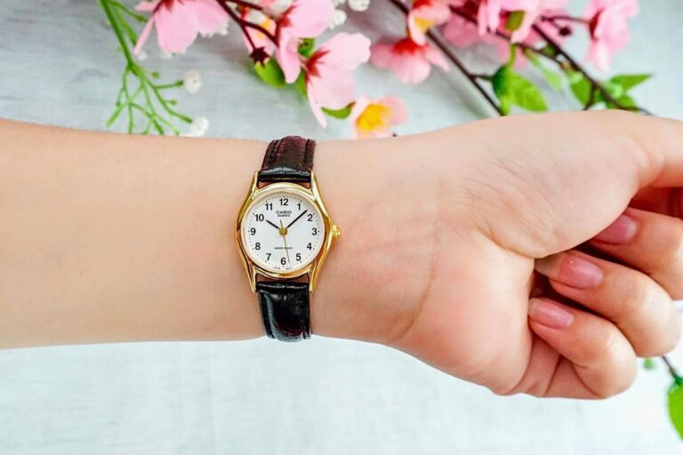 Đồng Hồ Casio Nữ LTP-1094Q-7B1RDF 2