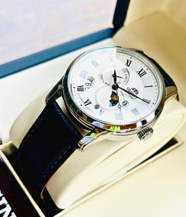 Hình ảnh Orient Nam RA-AK0008S10B