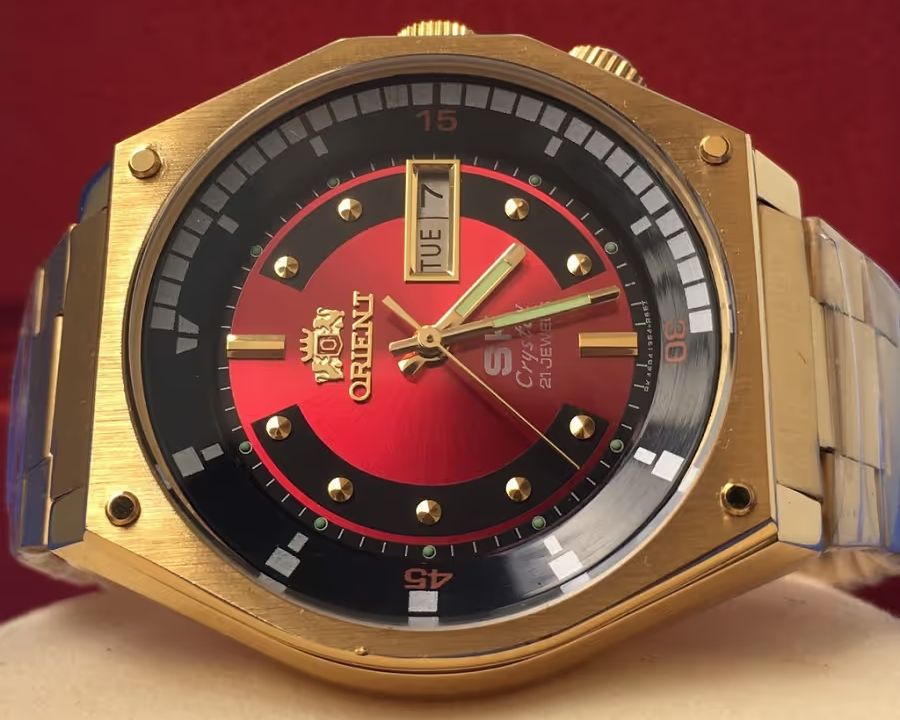 Orient SK 2015 và phiên bản trước màu sắc rực rỡ hơn 