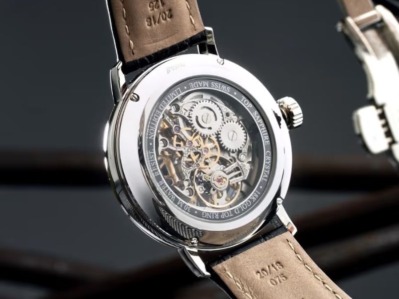 Đồng Hồ Hand Winding Là Gì? Giải Mã Cỗ Máy Lên Cót Tay Kinh Điển 2