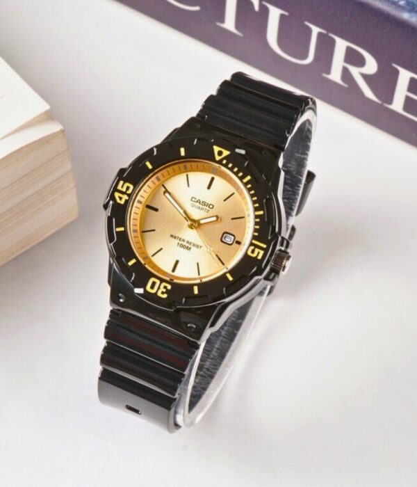 Hình ảnh Casio Nữ LRW-200H-9EVDF