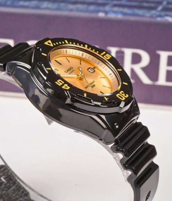 Hình ảnh Casio Nữ LRW-200H-9EVDF