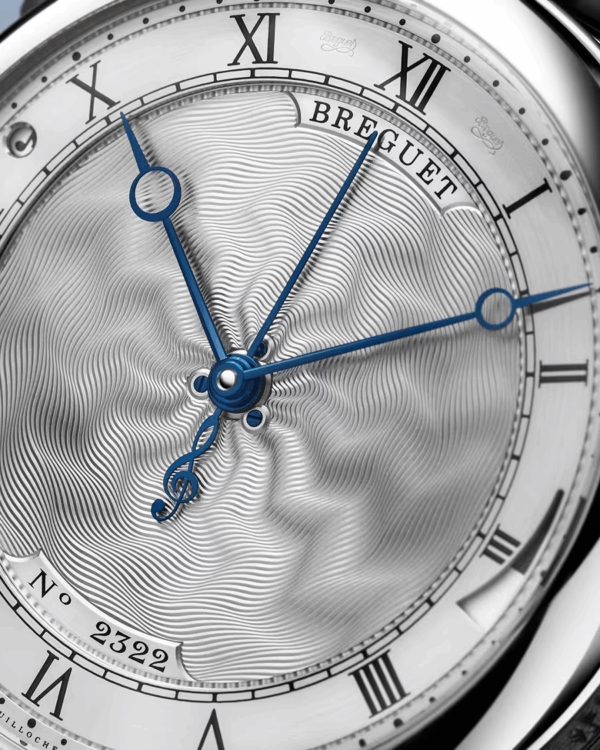 Giải Mã Kim Thép Xanh (Blue Hands) – Biểu Tượng Của Đồng Hồ Cao Cấp 1