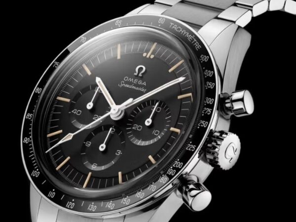 Kính Cong Đồng Hồ Là Gì? Ưu Điểm, Phân Loại & Lý Do Được Ưa Chuộng 6