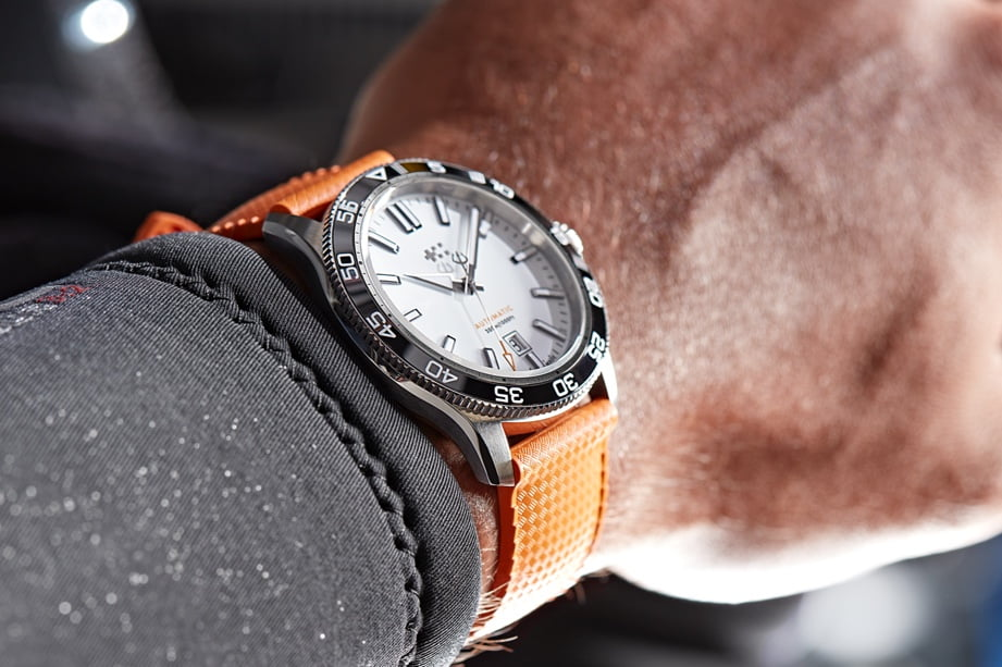 Đồng Hồ Christopher Ward Của Nước Nào? Tìm Hiểu Về Thương Hiệu Christopher Ward Nổi Tiếng 6