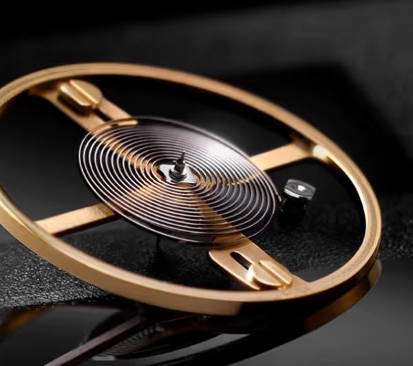 Cấu Tạo Đồng Hồ Cơ Gồm Mấy Bộ Phận? Giải Mã Chi Tiết 3