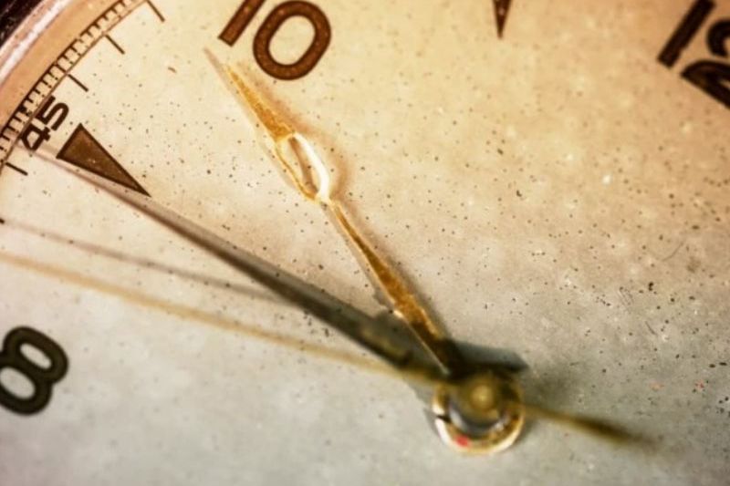 Đồng Hồ Analog Là Gì? Những Điểm Mạnh Và Hạn Chế Bạn Nên Biết 2