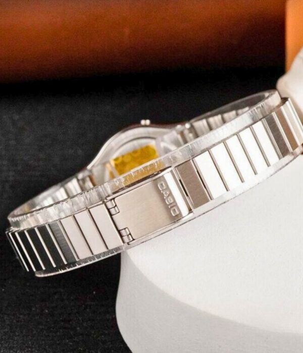 Hình ảnh Casio Nữ LA700WE-7ADF