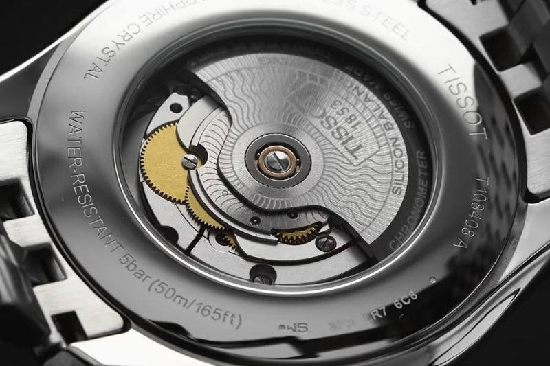 Review Tissot Ballade Powermatic 80 Silicium: Thiết Kế Guilloché & Bộ Máy Cosc 3