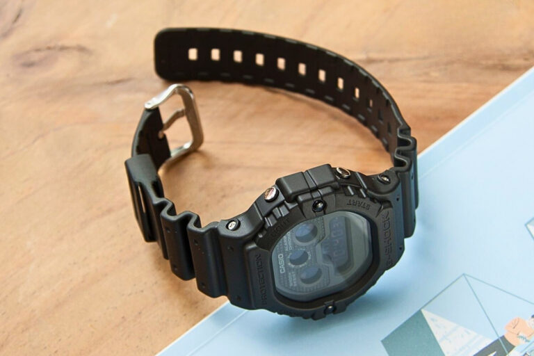 Đồng Hồ Casio Nam G-Shock DW-5900BB-1DR 3