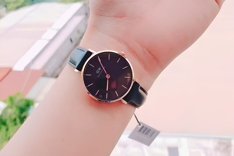 Đồng Hồ Daniel Wellington Petite DW00100168 Nữ 1