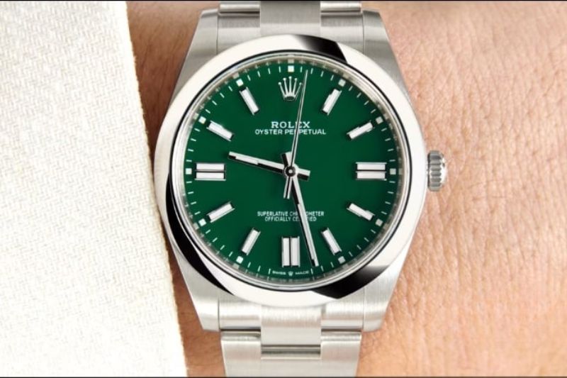 Cách Vệ Sinh Đồng Hồ Rolex Đúng Chuẩn Với Quy Trình An Toàn 2