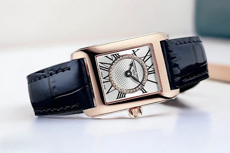 Cổ Tay Nhỏ Nên Đeo Đồng Hồ Gì? 7 Bí Quyết Chọn Chuẩn 6