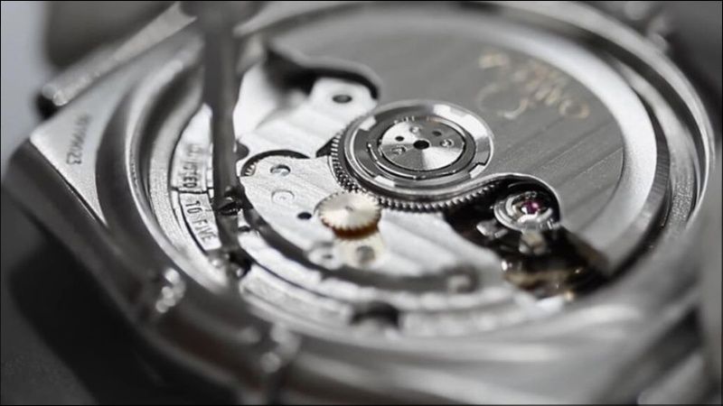 Etachron Là Gì? Hệ Thống Điều Chỉnh Độ Chính Xác Trên Bộ Máy ETA 4