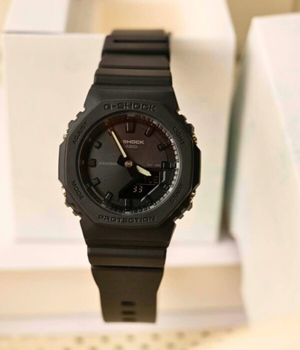 Hình ảnh Đồng Hồ Casio Nữ G-Shock GMA-P2100BB-1ADR