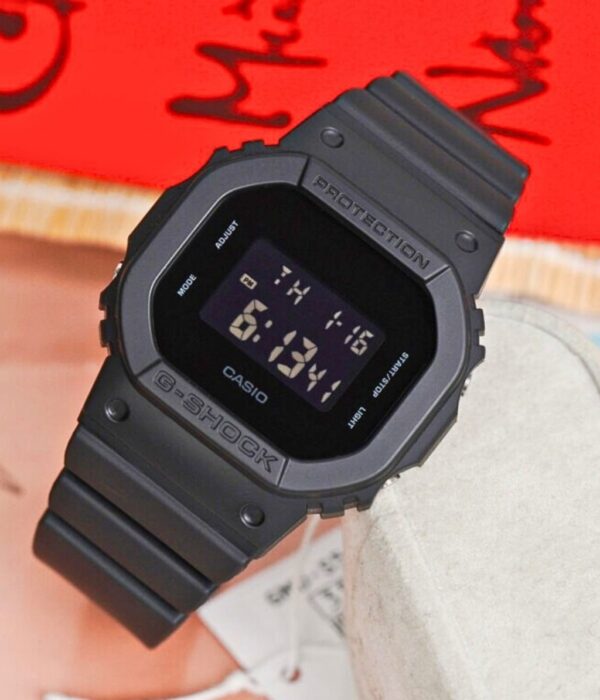 Hình ảnh Đồng Hồ Casio Nữ G-Shock GMD-S5610BB-1DR