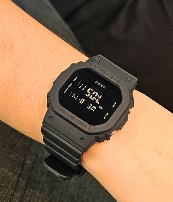 Hình ảnh Đồng Hồ Casio Nữ G-Shock GMD-S5610BB-1DR