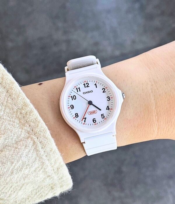 Hình ảnh Đồng Hồ Casio Unisex LQ-24B-7BDF