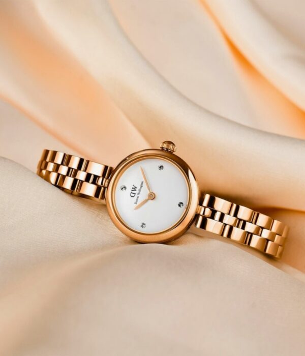 Hình ảnh Đồng Hồ Daniel Wellington Nữ DW00100717