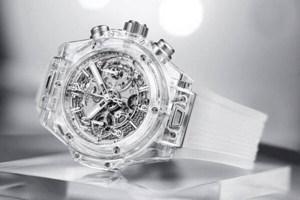 Sapphire Crystal là gì? Ưu nhược điểm & cách phân biệt kính Sapphire chính xác 19