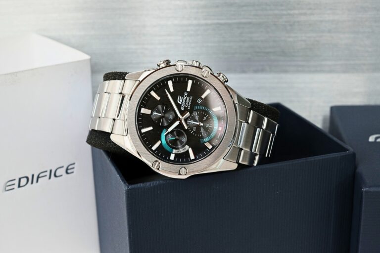 Đồng Hồ Casio Nam Edifice EFR-S567D-1AVUDF 1