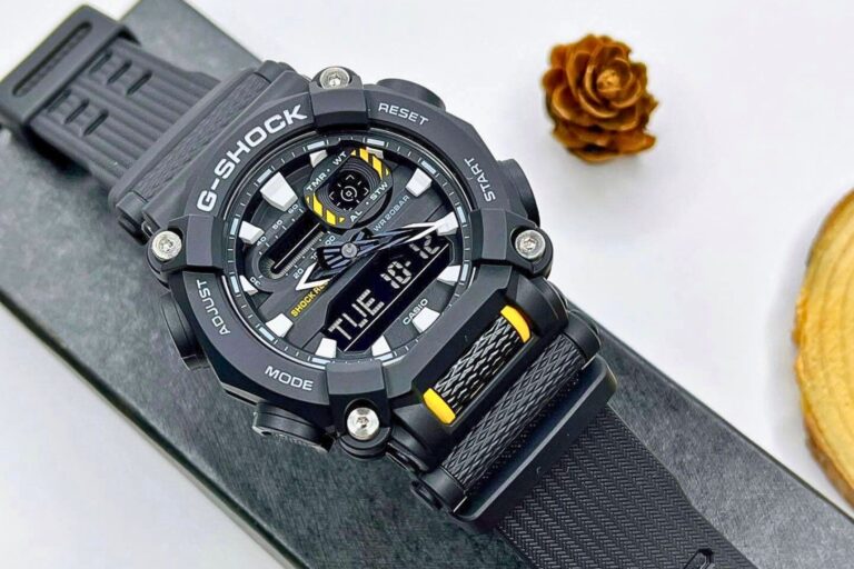 Đồng Hồ Casio Nam G-Shock GA-900-1ADR 3