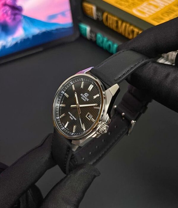 Hình ảnh Đồng Hồ Casio Edifice Nam EFV-150L-1AVUDF