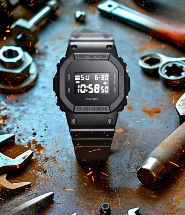 Hình ảnh Đồng Hồ Casio G-Shock Nam DW-5600UBB-1DR