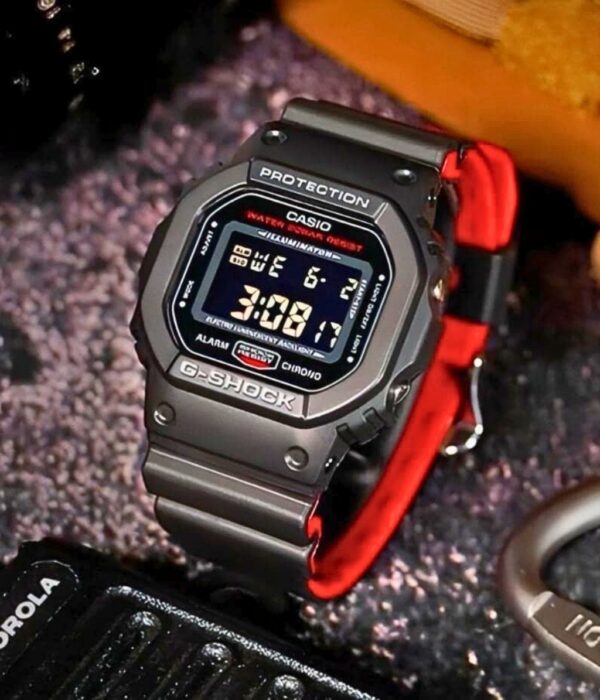 Hình ảnh Đồng Hồ Casio G-Shock Nam DW-5600UHR-1DR