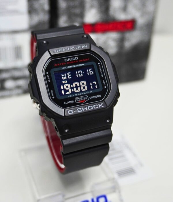 Hình ảnh Đồng Hồ Casio G-Shock Nam DW-5600UHR-1DR