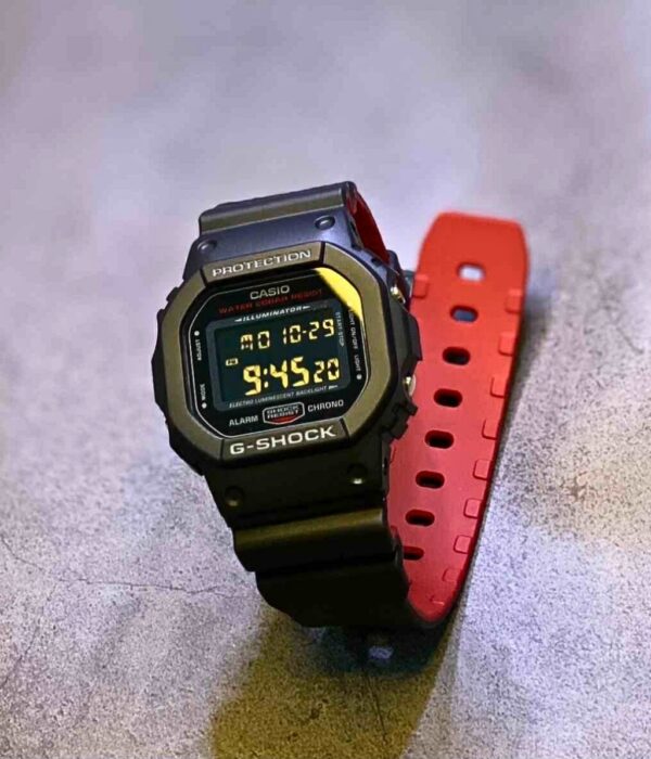 Hình ảnh Đồng Hồ Casio G-Shock Nam DW-5600UHR-1DR