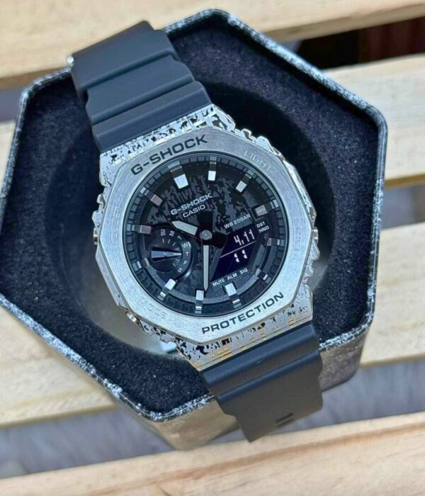 Hình ảnh Đồng Hồ Casio G-Shock Nam GM-2100GC-1ADR