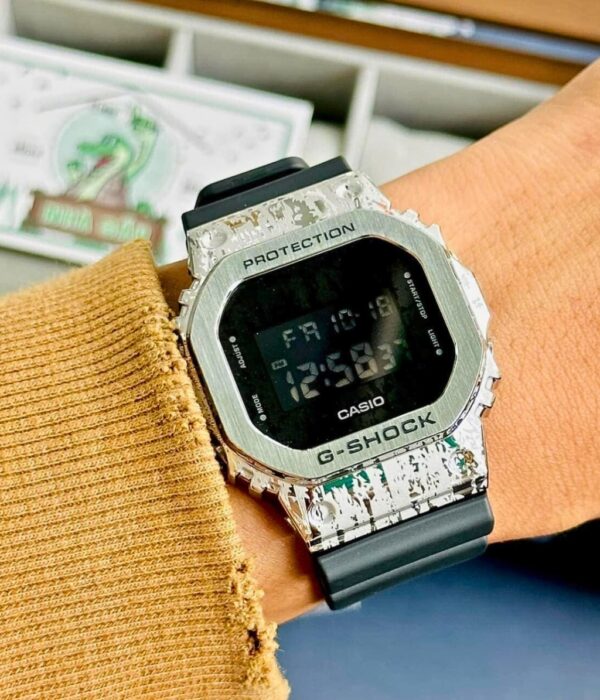 Hình ảnh Đồng Hồ Casio G-Shock Nam GM-5600GC-1DR