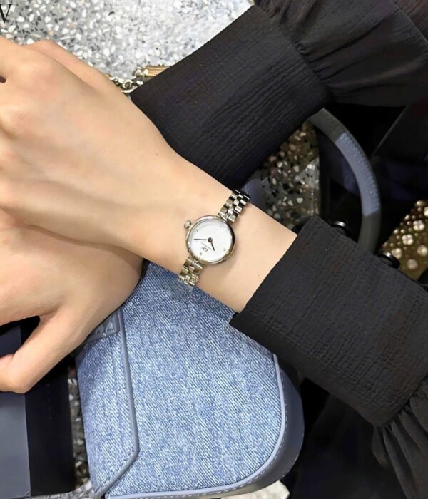 Hình ảnh Đồng Hồ Daniel Wellington Nữ DW00100716