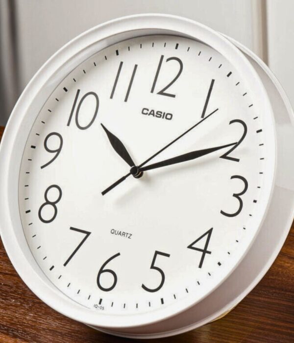 Hình ảnh Đồng Hồ Treo Tường Casio IQ-05-7DF