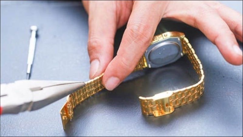 Hướng Dẫn Mở Chốt Đồng Hồ Đeo Tay Tại Nhà Đơn Giản, An Toàn 2