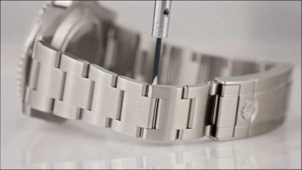 Hướng Dẫn Mở Chốt Đồng Hồ Đeo Tay Tại Nhà Đơn Giản, An Toàn 70