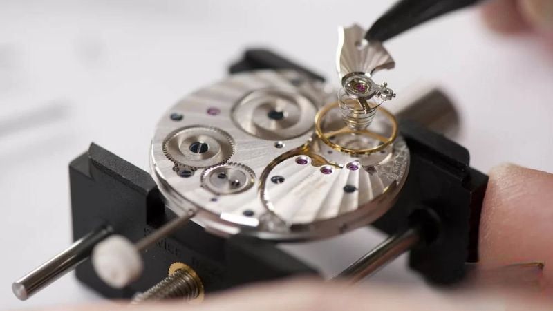 Caliber Trong Đồng Hồ Là Gì? Các Loại Caliber Và Hãng Sản Xuất Nổi Tiếng 5