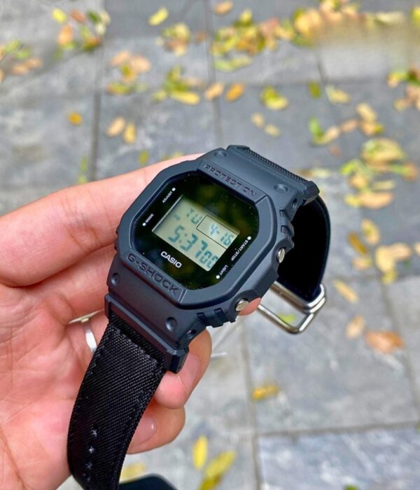 Hình ảnh Đồng Hồ Casio G-Shock Nam DW-5600BCE-1HDR