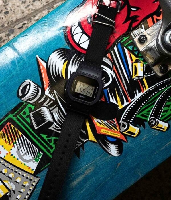 Hình ảnh Đồng Hồ Casio G-Shock Nam DW-5600BCE-1HDR