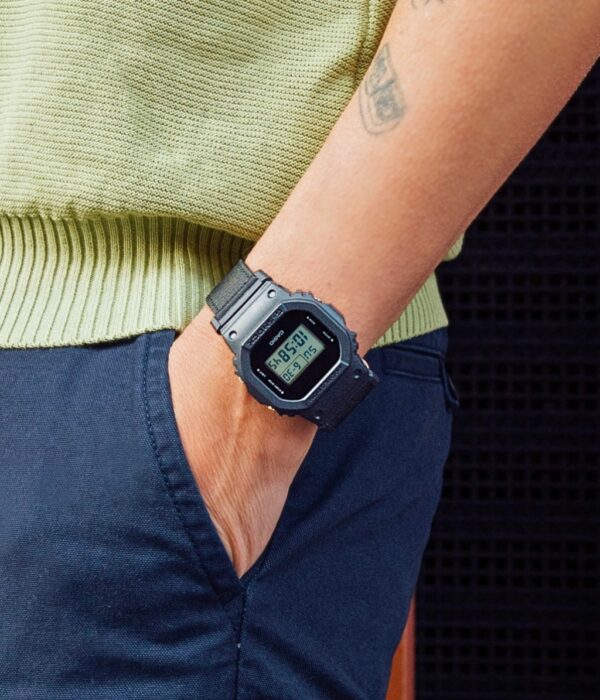 Hình ảnh Đồng Hồ Casio G-Shock Nam DW-5600BCE-1HDR