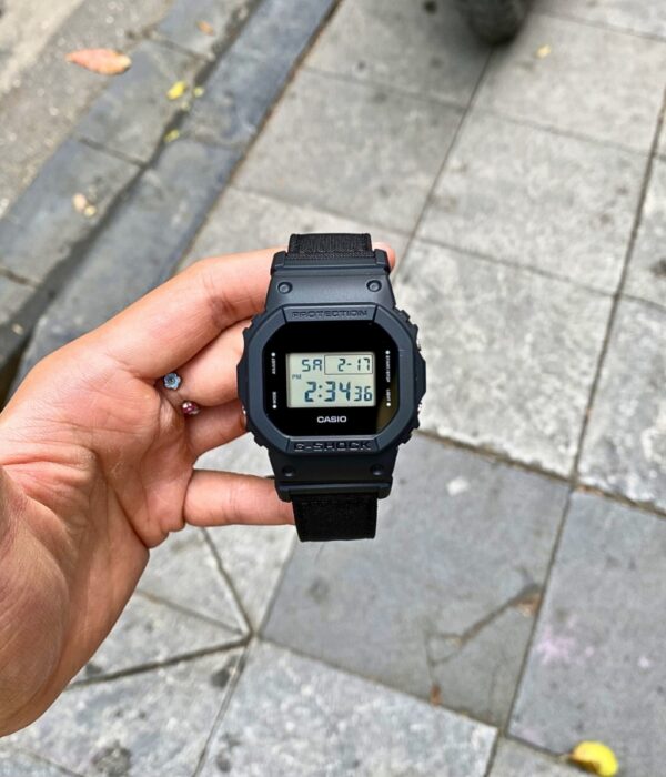 Hình ảnh Đồng Hồ Casio G-Shock Nam DW-5600BCE-1HDR