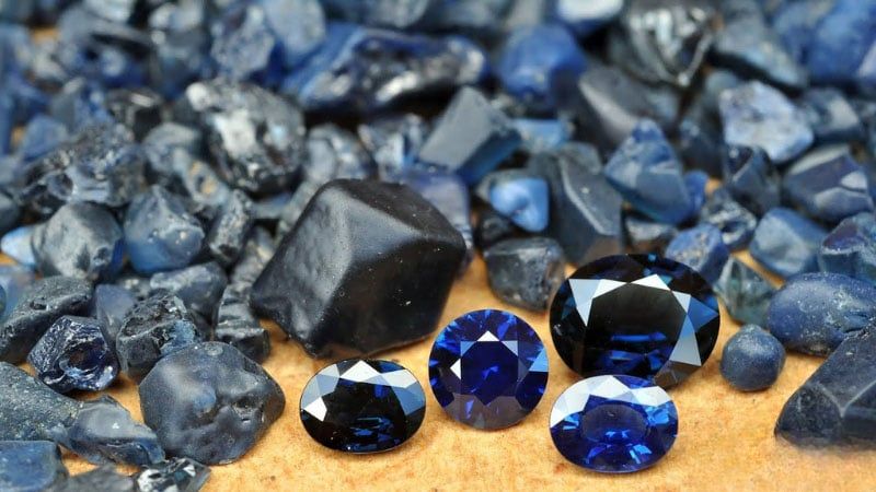 Tìm Hiểu Đá Sapphire: Ý Nghĩa, Ứng Dụng Và Giá Trị Thực Tế 2