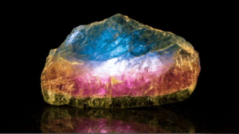 Tìm Hiểu Đá Sapphire: Ý Nghĩa, Ứng Dụng Và Giá Trị Thực Tế 1