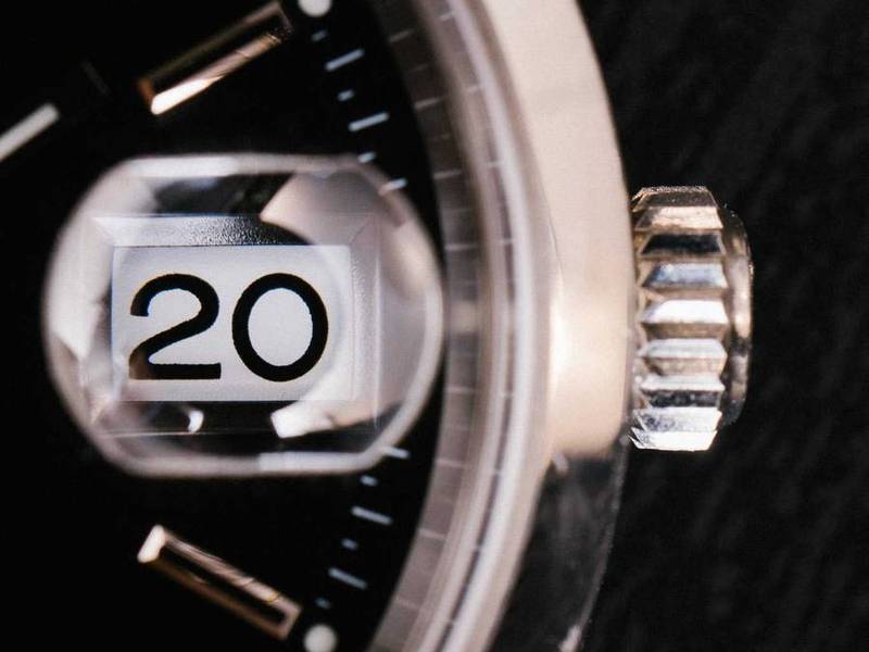 Cách Chỉnh Ngày Và Giờ Đồng Hồ Tissot Tại Nhà Nhanh Và Dễ 1